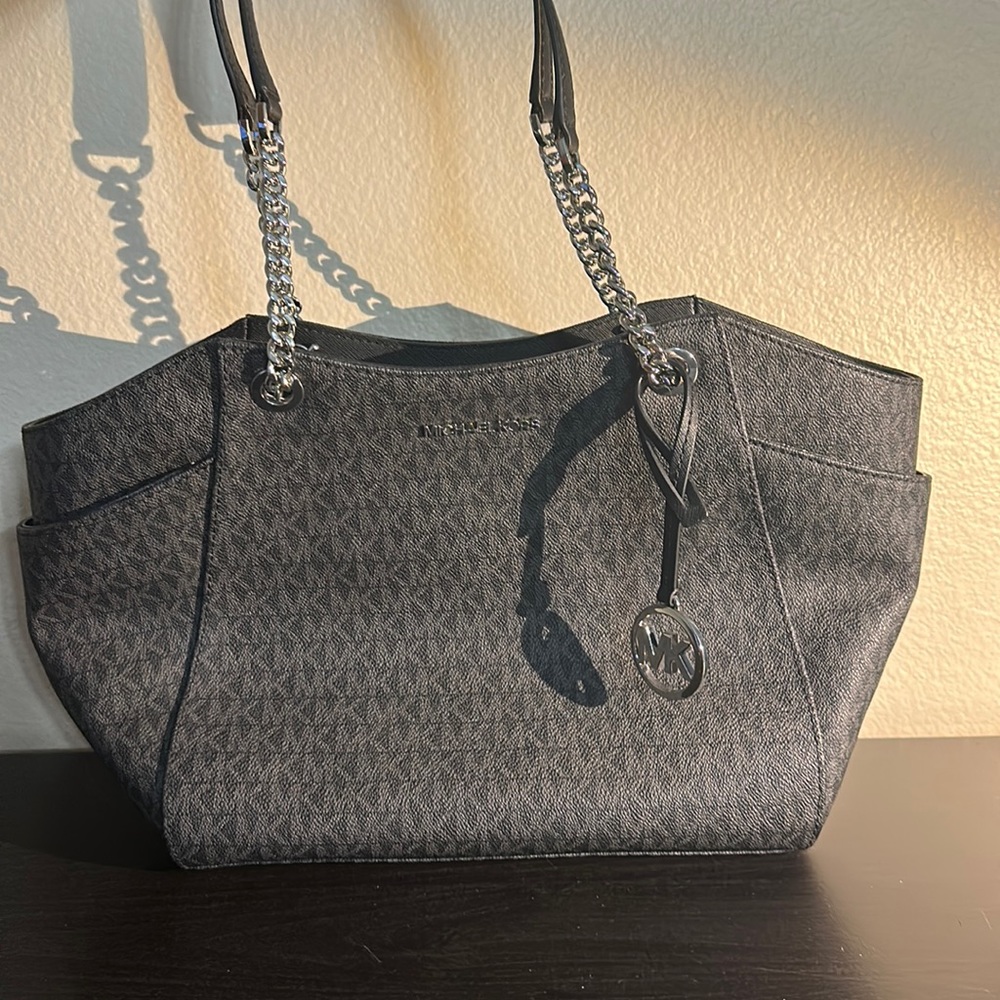 Michael Kors Jet Set Large Logo Tote Black